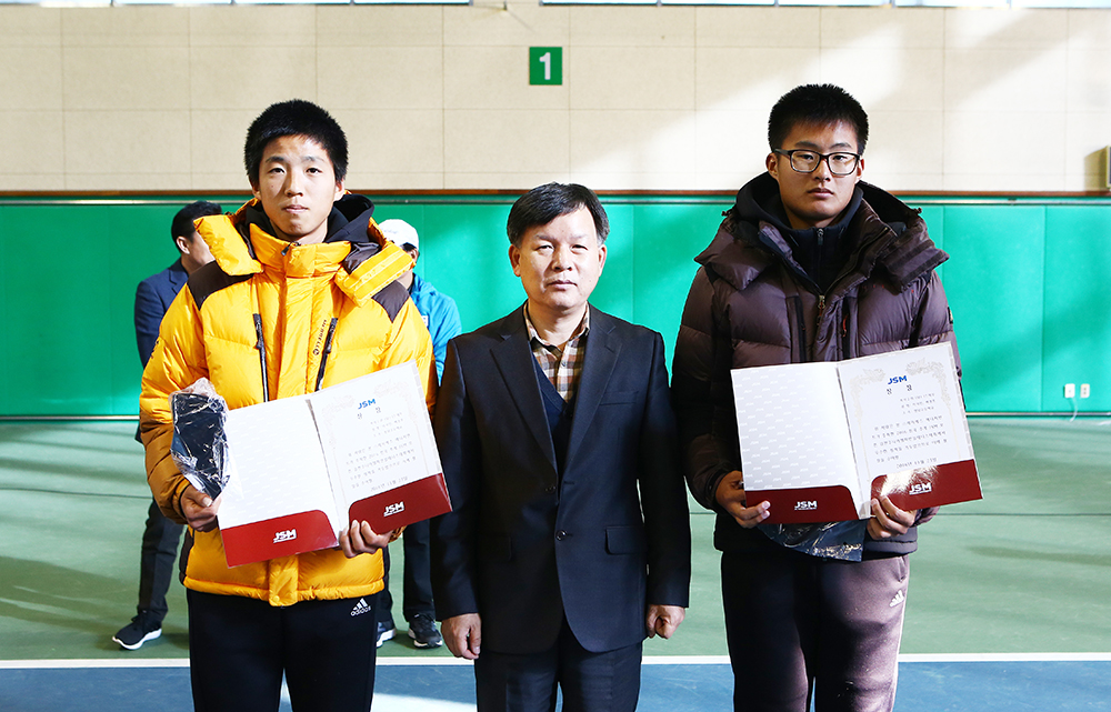 남자복식 준우승 영남고 백경호 / 이석진