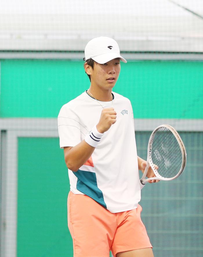 아시아1위로 등극하는 김시윤이 결승에 진출했다