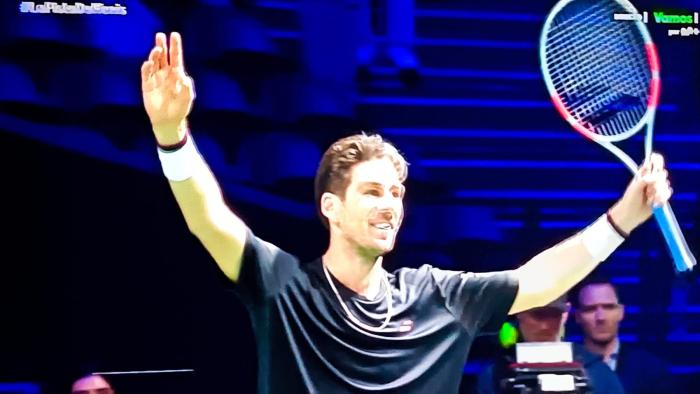 카메론 노리가 카를로스 알카라즈를 상대로 역전승했다