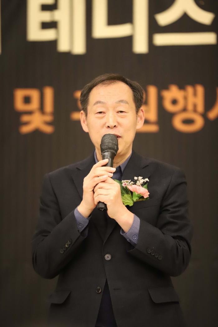 안동교육지원청 홍성중 교육장의 축사